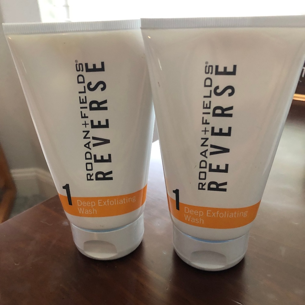 2 NEW Rodan + Fields Reverse Deep Exfoliating Wash
